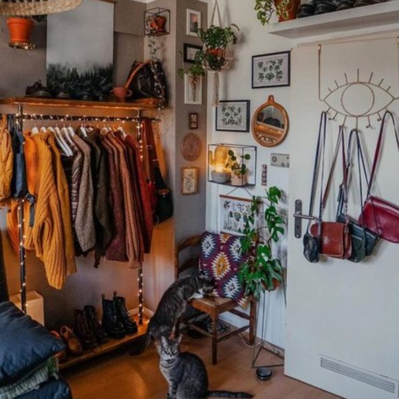 5LB MYSTERY BOX - Picture 2 of 2